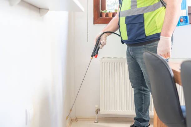 Best Emergency Pest Control  in Middleport, OH